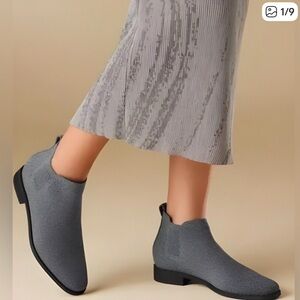 Vivaia | Ryan Pro navy blue  Ankle Boots
Water Repellent Sz 40.5